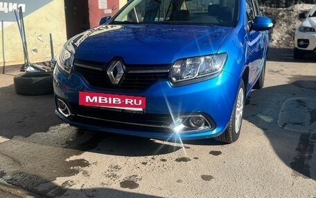 Renault Logan II, 2015 год, 770 000 рублей, 4 фотография
