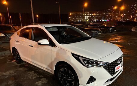 Hyundai Solaris II рестайлинг, 2022 год, 2 070 000 рублей, 2 фотография