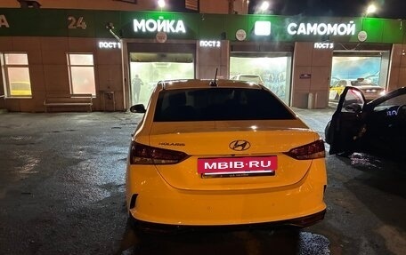 Hyundai Solaris II рестайлинг, 2022 год, 2 070 000 рублей, 4 фотография