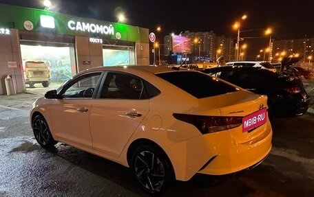 Hyundai Solaris II рестайлинг, 2022 год, 2 070 000 рублей, 5 фотография