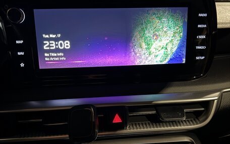 KIA K5, 2020 год, 2 300 000 рублей, 12 фотография