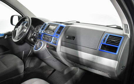 Volkswagen Caravelle T5, 2011 год, 1 590 000 рублей, 13 фотография