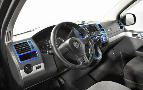 Volkswagen Caravelle T5, 2011 год, 1 590 000 рублей, 9 фотография