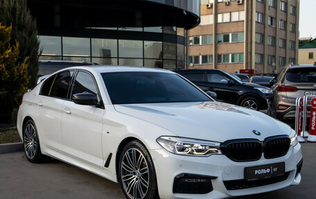 BMW 5 серия, 2019 год, 4 178 000 рублей, 2 фотография