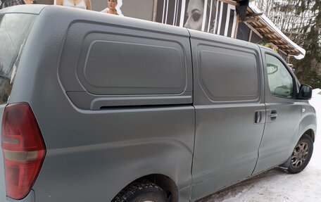 Hyundai Grand Starex Grand Starex I рестайлинг 2, 2011 год, 645 000 рублей, 3 фотография