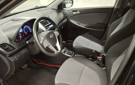 Hyundai Solaris II рестайлинг, 2013 год, 1 055 000 рублей, 16 фотография