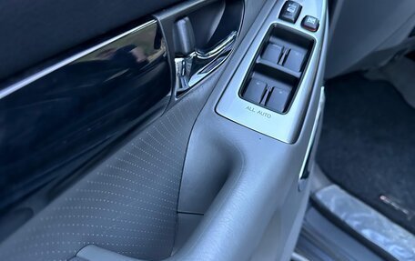 Toyota Land Cruiser Prado 120 рестайлинг, 2008 год, 4 950 000 рублей, 28 фотография