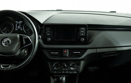 Skoda Rapid II, 2021 год, 1 765 000 рублей, 14 фотография