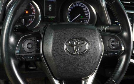 Toyota Camry, 2019 год, 2 599 000 рублей, 14 фотография