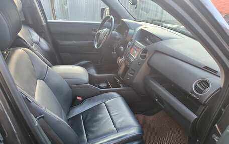 Honda Pilot III рестайлинг, 2014 год, 2 200 000 рублей, 13 фотография