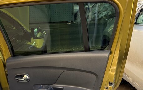 Renault Sandero II рестайлинг, 2015 год, 1 100 000 рублей, 20 фотография