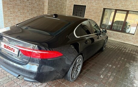 Jaguar XF II, 2017 год, 1 950 000 рублей, 2 фотография