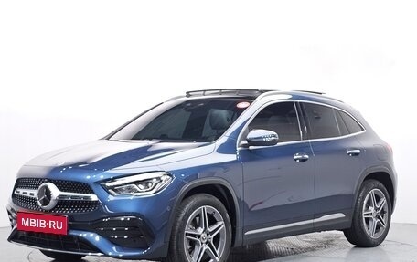 Mercedes-Benz GLA, 2023 год, 6 390 000 рублей, 1 фотография