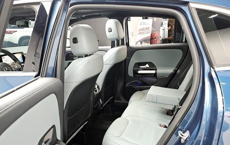 Mercedes-Benz GLA, 2023 год, 6 390 000 рублей, 16 фотография