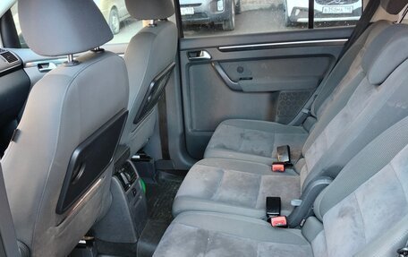 Volkswagen Touran III, 2012 год, 865 000 рублей, 10 фотография