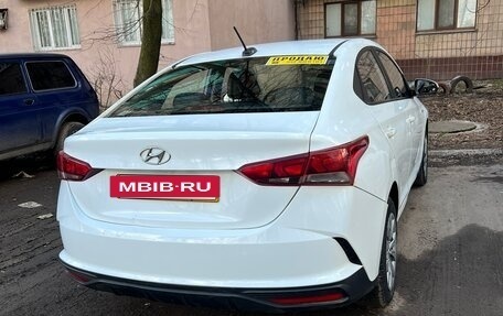 Hyundai Solaris II рестайлинг, 2020 год, 930 000 рублей, 4 фотография