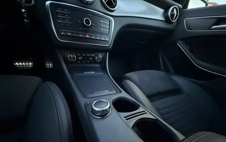 Mercedes-Benz GLA, 2016 год, 2 700 000 рублей, 19 фотография