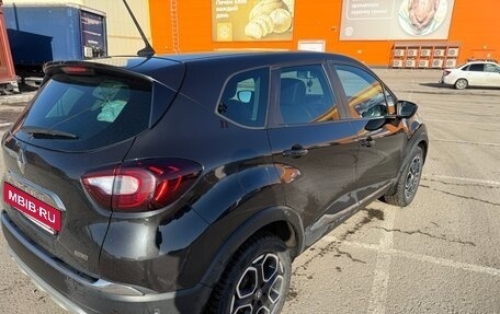 Renault Kaptur I рестайлинг, 2020 год, 1 900 000 рублей, 6 фотография