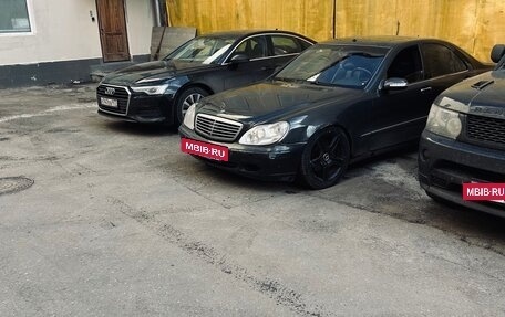 Mercedes-Benz S-Класс, 2001 год, 450 000 рублей, 2 фотография