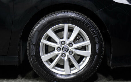 Toyota Camry, 2018 год, 2 400 000 рублей, 22 фотография
