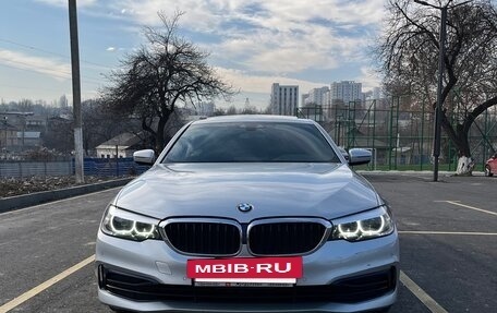 BMW 5 серия, 2019 год, 1 950 000 рублей, 2 фотография