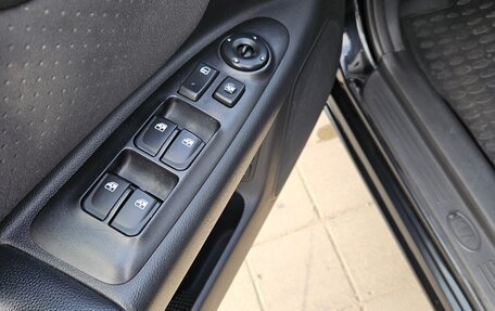 KIA Magentis II рестайлинг, 2010 год, 820 000 рублей, 19 фотография