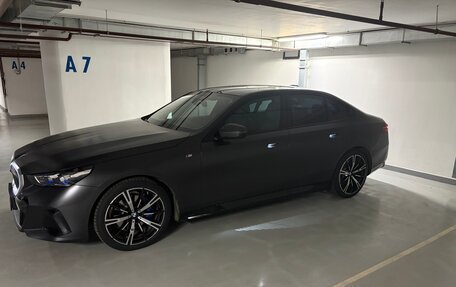BMW 5 серия, 2024 год, 9 600 000 рублей, 2 фотография