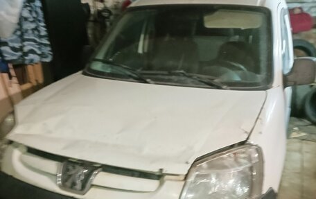 Peugeot Partner II рестайлинг 2, 2010 год, 315 000 рублей, 6 фотография