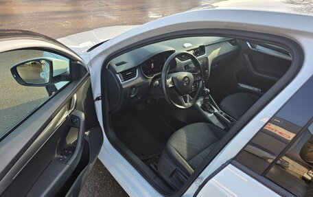 Skoda Octavia, 2018 год, 1 850 000 рублей, 6 фотография