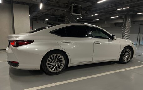 Lexus ES VII, 2018 год, 3 590 000 рублей, 17 фотография