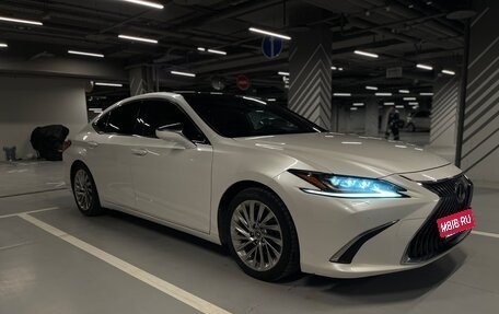 Lexus ES VII, 2018 год, 3 590 000 рублей, 13 фотография