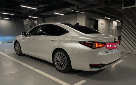 Lexus ES VII, 2018 год, 3 590 000 рублей, 15 фотография