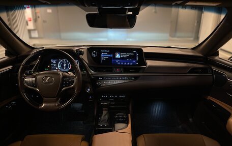 Lexus ES VII, 2018 год, 3 590 000 рублей, 29 фотография