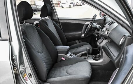 Toyota RAV4, 2005 год, 1 149 000 рублей, 8 фотография