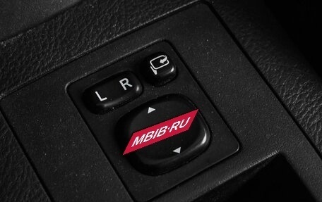 Toyota RAV4, 2005 год, 1 149 000 рублей, 21 фотография