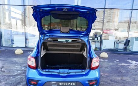 Renault Sandero II рестайлинг, 2018 год, 849 800 рублей, 12 фотография