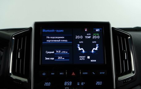 Toyota Land Cruiser 200, 2020 год, 8 795 055 рублей, 33 фотография