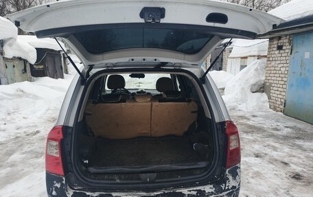 KIA Carens III (RP), 2011 год, 620 000 рублей, 11 фотография