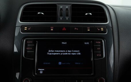 Volkswagen Polo VI (EU Market), 2019 год, 1 389 050 рублей, 22 фотография