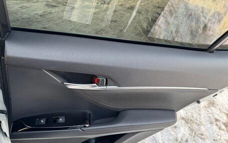 Toyota Camry, 2019 год, 2 790 000 рублей, 13 фотография