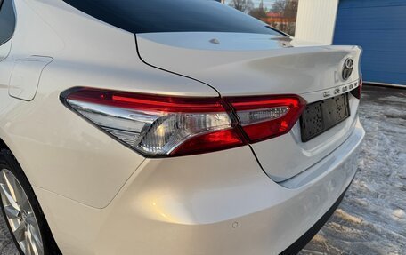 Toyota Camry, 2019 год, 2 790 000 рублей, 20 фотография