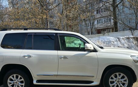 Toyota Land Cruiser 200, 2016 год, 5 860 000 рублей, 4 фотография