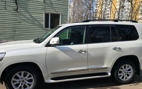 Toyota Land Cruiser 200, 2016 год, 5 860 000 рублей, 3 фотография