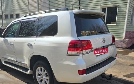 Toyota Land Cruiser 200, 2016 год, 5 860 000 рублей, 7 фотография