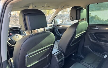 Volkswagen Tiguan II, 2019 год, 3 330 000 рублей, 10 фотография