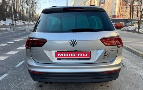 Volkswagen Tiguan II, 2019 год, 3 330 000 рублей, 4 фотография