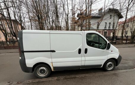 Renault Trafic, 2006 год, 700 000 рублей, 7 фотография