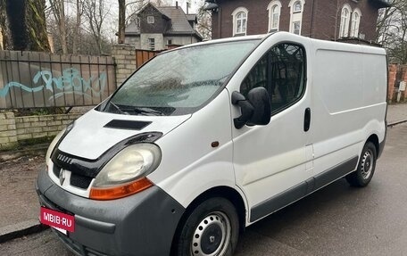 Renault Trafic, 2006 год, 700 000 рублей, 2 фотография