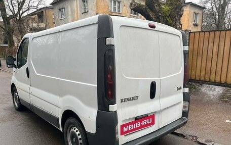 Renault Trafic, 2006 год, 700 000 рублей, 4 фотография
