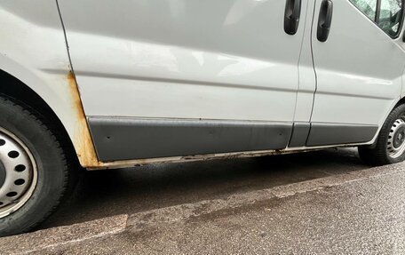 Renault Trafic, 2006 год, 700 000 рублей, 18 фотография